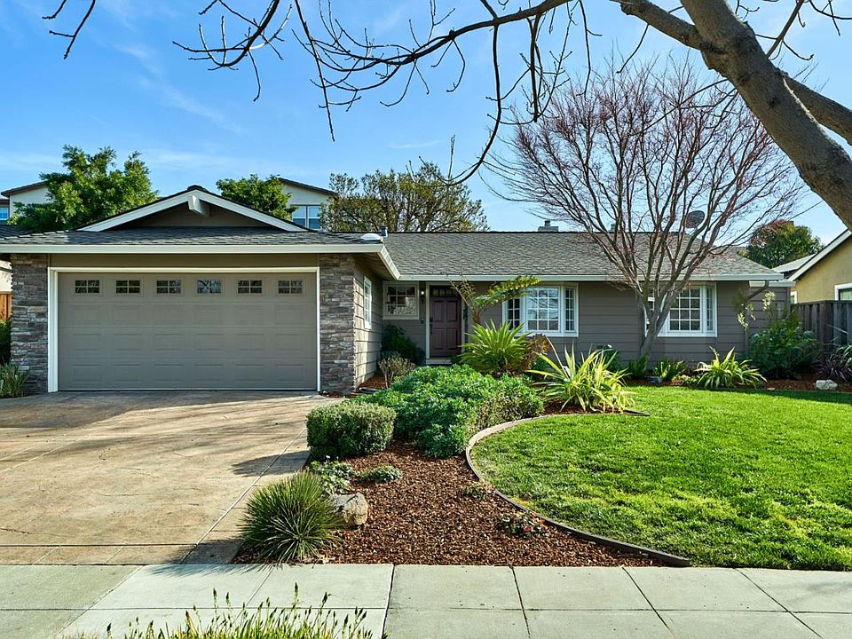 1st image of 952 Knollfield Way