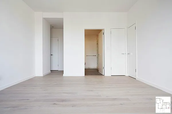 Rented by Hecht Group | media 38