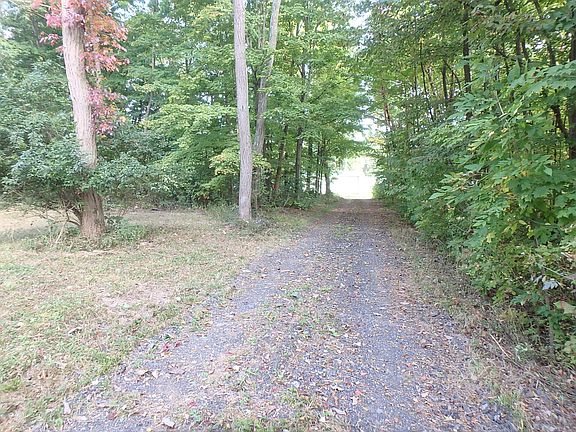 3rd image of 4410 Township Road 233