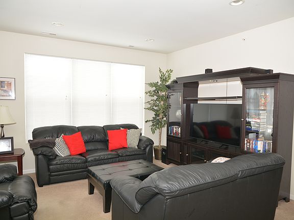 5th image of 13355 Red Alder Ave