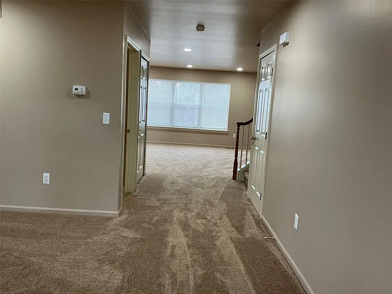 48161 Nottinghill Ln — Photo 7