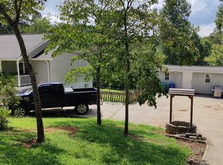 40 Serenity Ln #B, Leicester, NC 28748