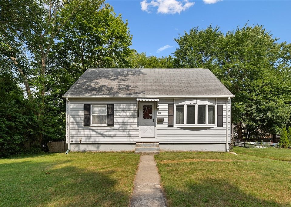 1st image of 308 Pleasant St