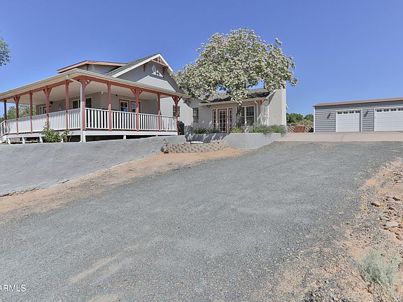 2nd image of 102 CRESTVIEW Road