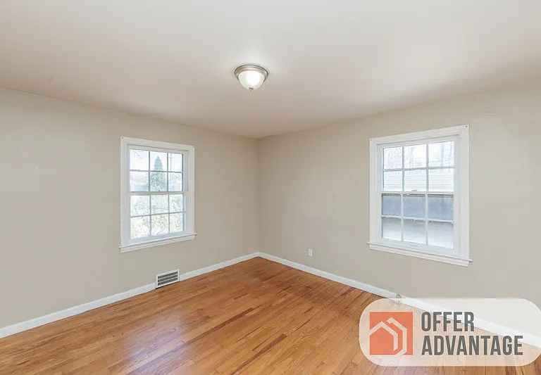 1469 Genesee Rd #1 — Photo 5