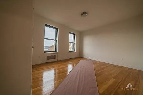 Rented by ONE Manhattan Real Estate | media 4
