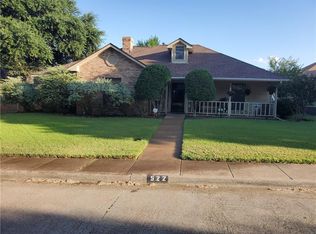 522 Bob White St, Desoto, TX 75115