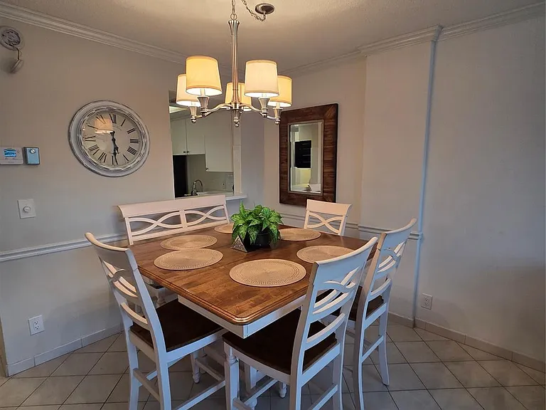 1333 E Hallandale Beach Blvd #305 — Photo 12