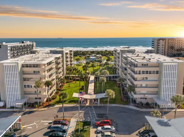 2020 N Atlantic Ave S #102, Cocoa Beach, FL 32931