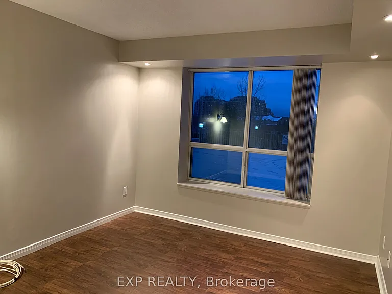 3 Ellesmere St #205 — Photo 13