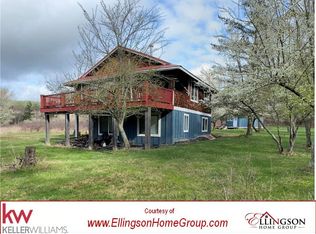 261 Airport Perimeter Way, Decatur Island, WA 98221