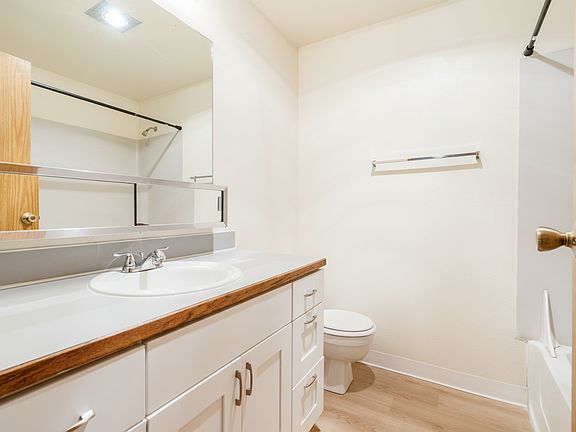 5th image of 6439 132nd Ave NE #2-101