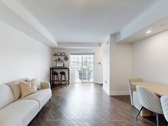 2nd image of 158 Kingston Rd W