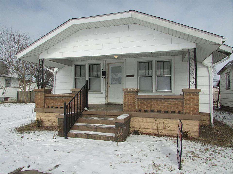 1st image of 2240 2nd Ave