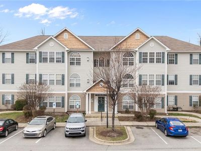 6121 Hedgecock Cir APT 2C, High Point, NC, 27265