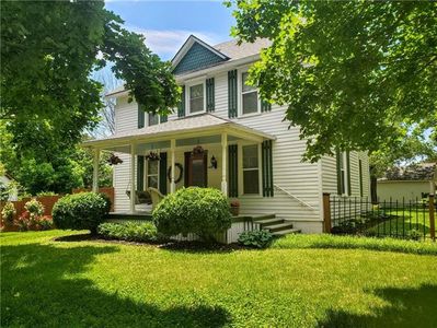 601 5th St, Baldwin City, KS, 66006