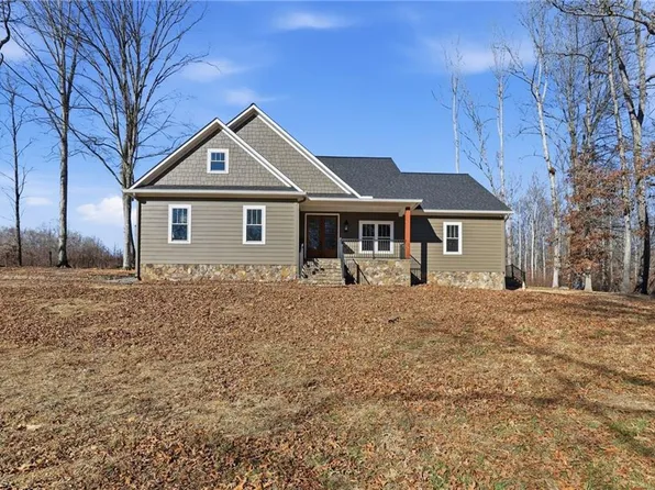 1134 Godbey Rd, Mocksville, NC 27028