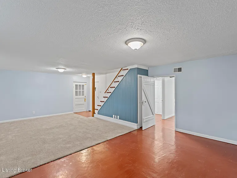 3810 Norbourne Blvd — Photo 28