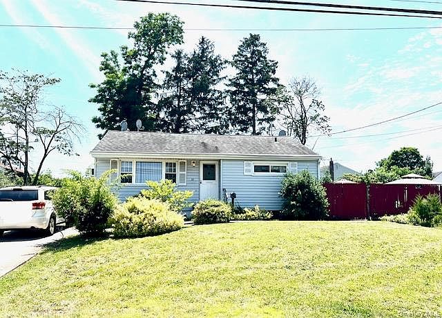 1st image of 32 Cypress Street