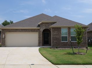 1916 Monchino Pl, Aubrey, TX 76227