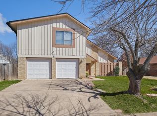 3228 Hickory Ct, Bedford, TX 76021
