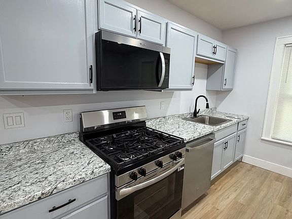 3rd image of 107 Walnut St #1