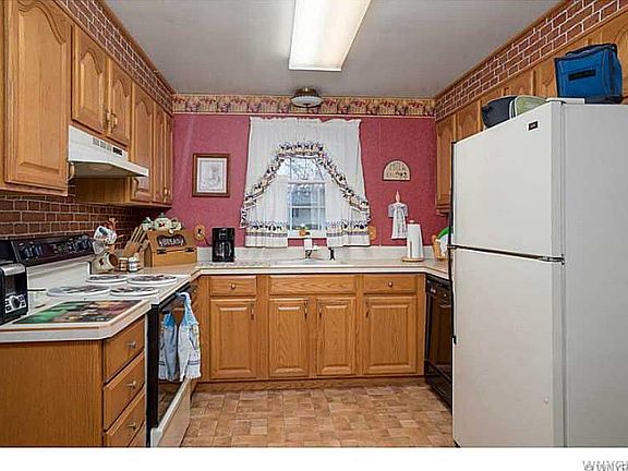 4th image of 1280 Harvard Ave
