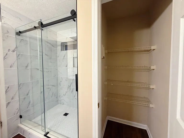 3990-1 Oak Glenn Dr — Photo 31