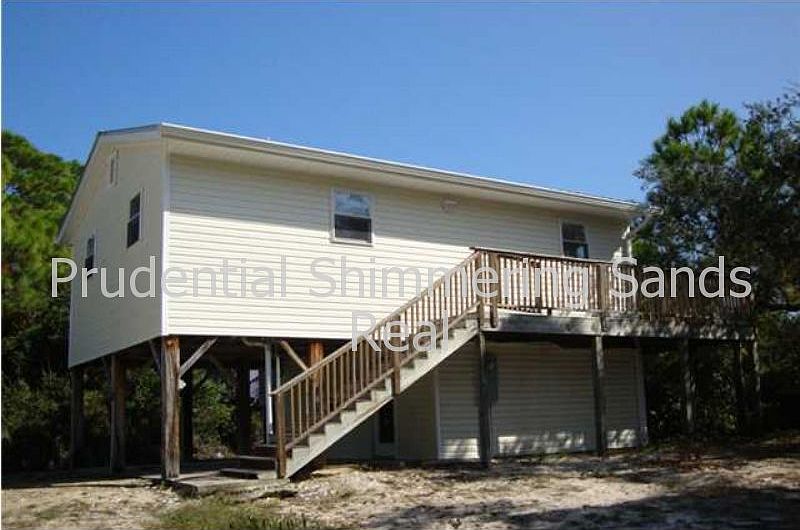 1st image of 1172 W Pine Ave