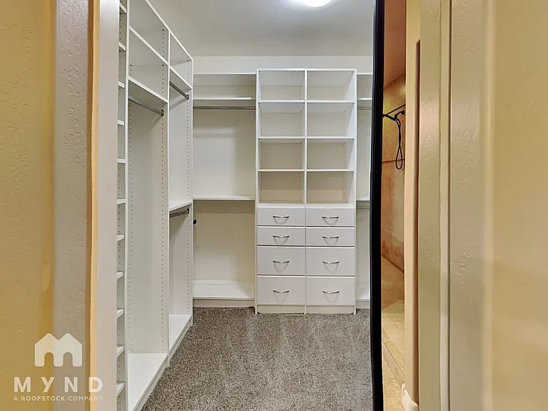 264 E Mead Dr — Photo 11