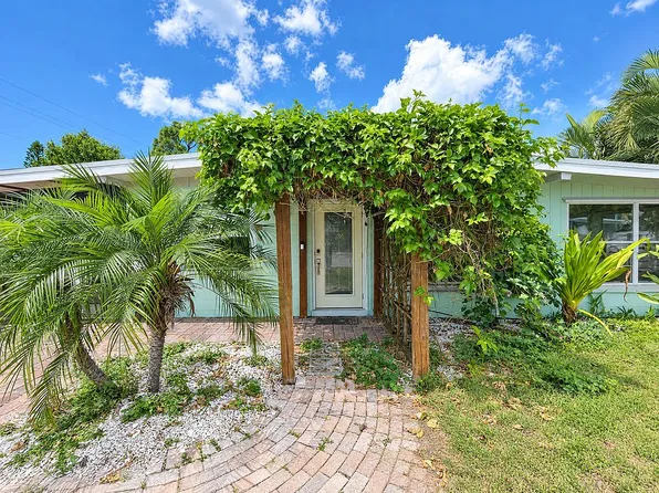 950 Hudson Rd, Venice, FL 34293