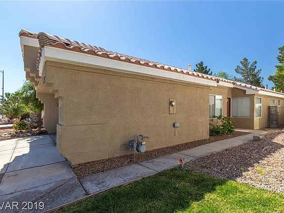 2nd image of 2543 Parker James Ave