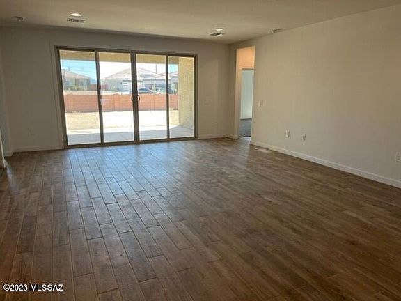 5th image of 12547 W Old Farm Dr