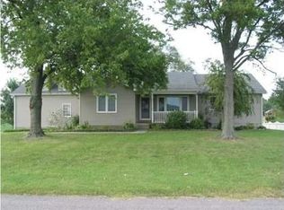 10706 E Boberg Rd, Evansville, IN 47712