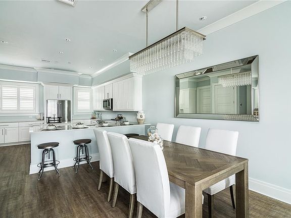 3rd image of 176 Brightwater Dr #3