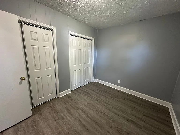 1529 Dawson St — Photo 20