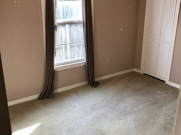 4th image of 1412 Lafayette Ave