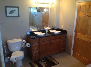 404 Pinewood Dr, Virginia Beach, VA 23451