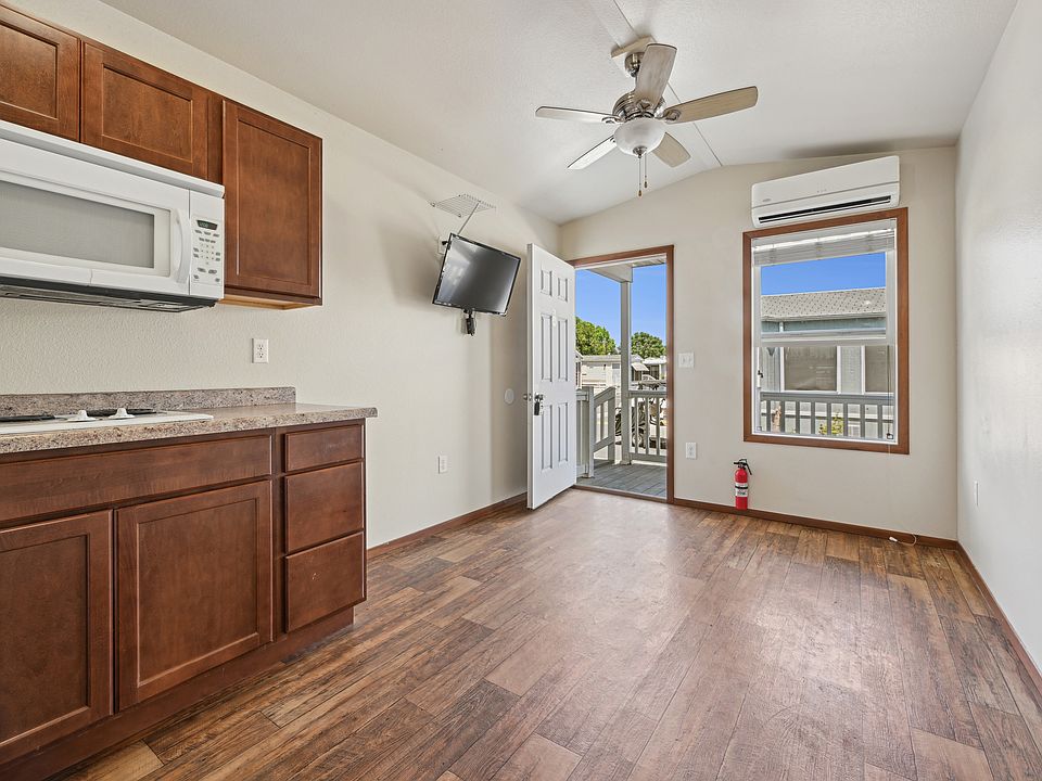 1st image of 1190 N Palm Ave #343