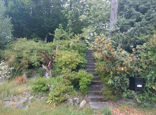 1918 NW 97th St, Seattle, WA 98117