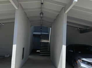 2536 Grove Way #3, Castro Valley, CA 94546