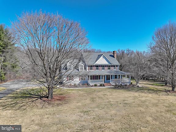 2nd image of 11 Liberty Ridge Ct