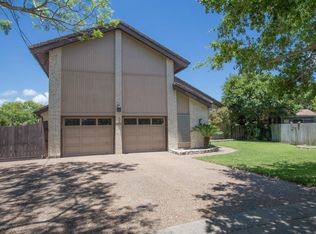 3306 Samoa Dr, Corpus Christi, TX 78418