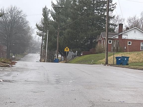 4th image of 2026 Switzer Ave