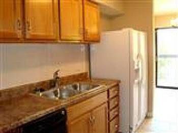 3rd image of 572 Coeur De Royale Dr APT 206