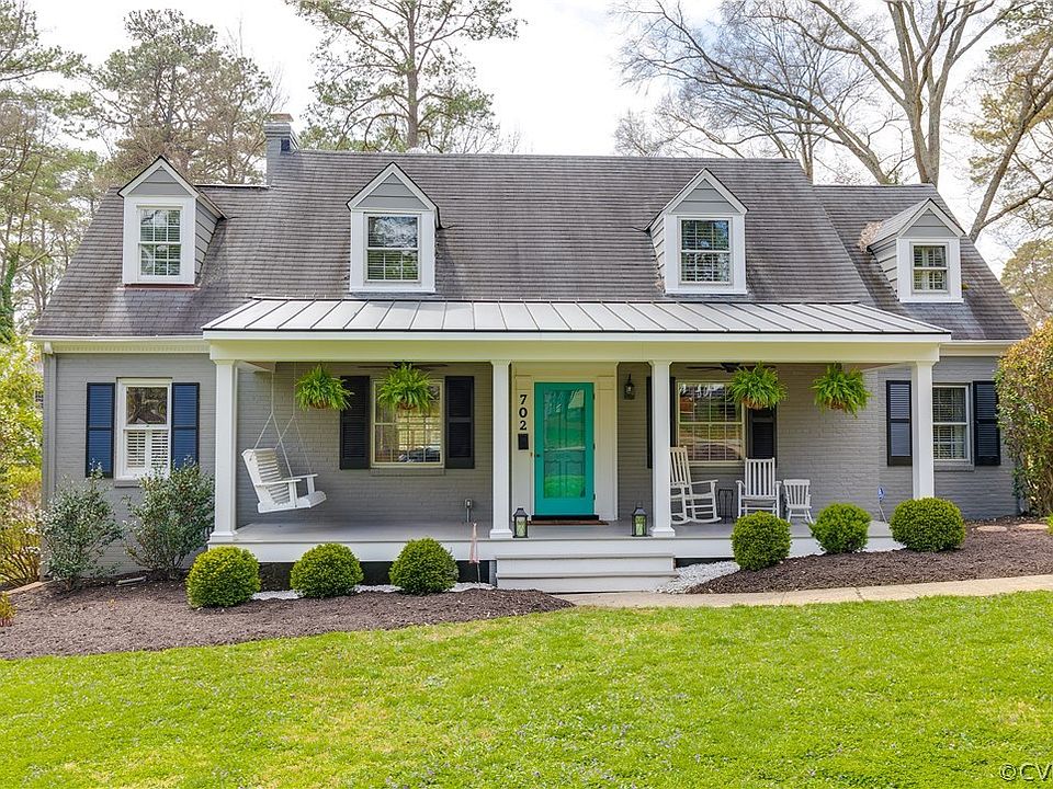 1st image of 702 West Drive Cir