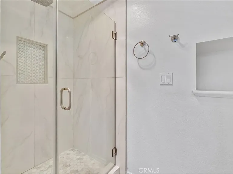 2215 Molino Ave #2215B — Photo 38