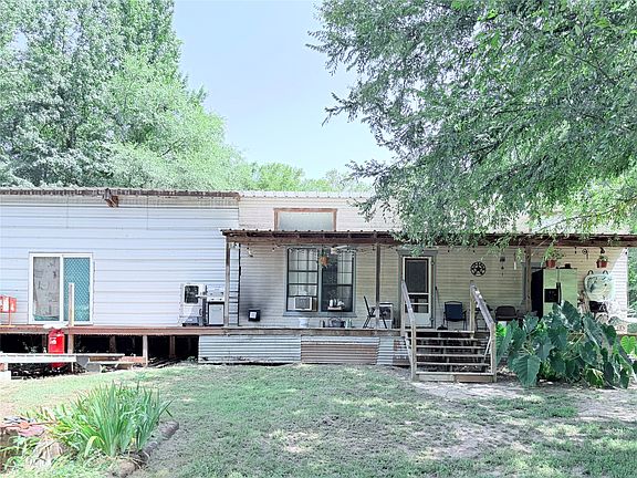 2nd image of 309 County Road 4330 SE