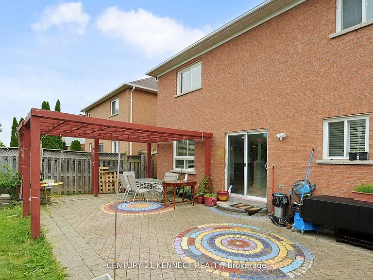 134 Medland Ave — Photo 21