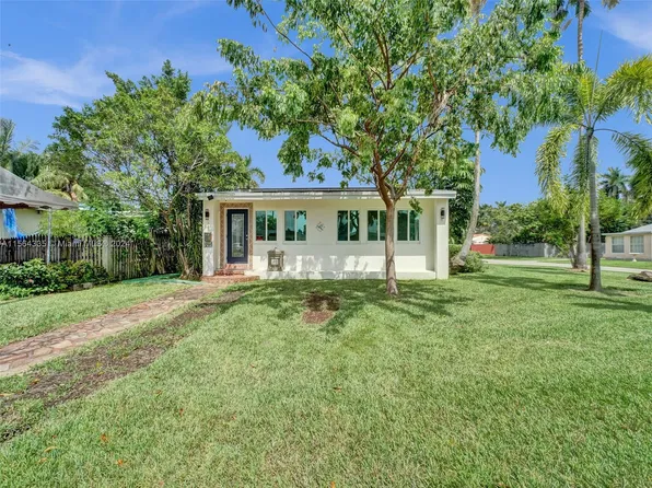 1607 Moffett St, Hollywood, FL 33020